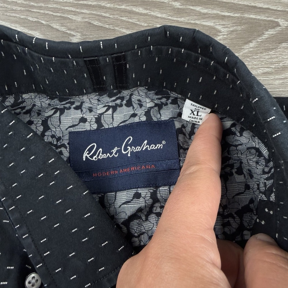 Robert Graham Men's Modern Americana Patterned Button Up Shirt Black XL Read - Picture 8 of 11